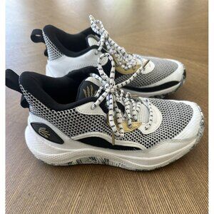 Under Armour Stephen Curry 3Z 24 Kids Basketball Shoes White US 4.5 Sneakers NBA